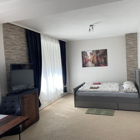 อพาร์ตเมนต์ ฮิลเดอส์ไฮม์ Apartment ฮิลเดสไฮม์ ภายนอก รูปภาพ