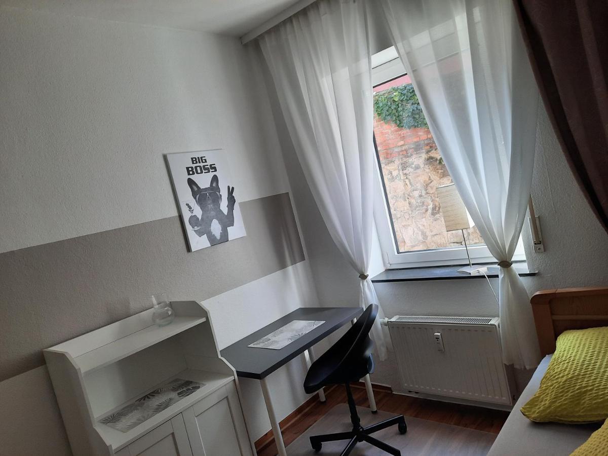 อพาร์ตเมนต์ ฮิลเดอส์ไฮม์ Apartment ฮิลเดสไฮม์ ภายนอก รูปภาพ