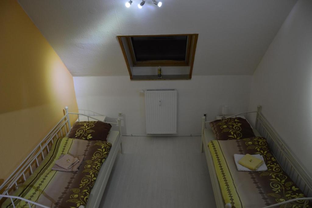 อพาร์ตเมนต์ ฮิลเดอส์ไฮม์ Apartment ฮิลเดสไฮม์ ภายนอก รูปภาพ